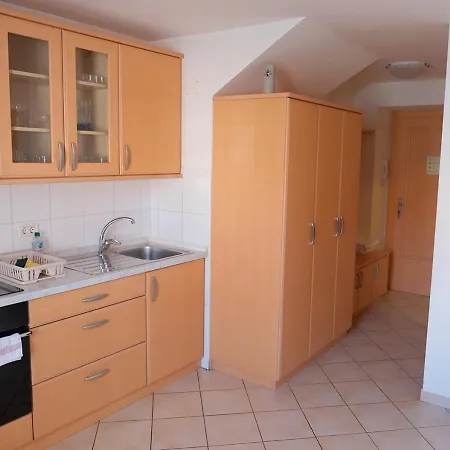 Apartmaji Slavnik *