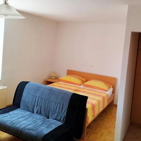 Διαμέρισμα Apartmaji Slavnik *