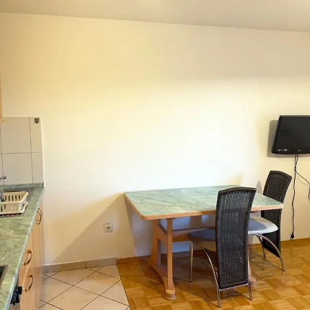 Apartmaji Slavnik *