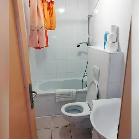 Apartmaji Slavnik Lejlighed *