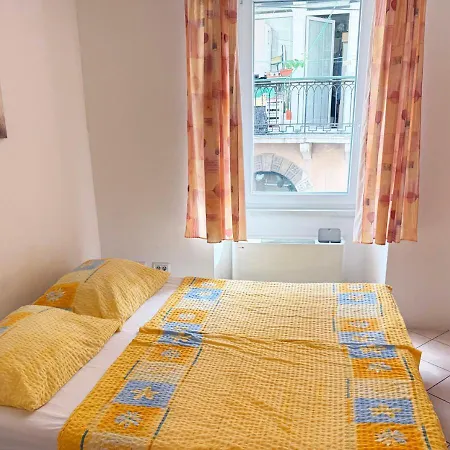 Apartmaji Slavnik Διαμέρισμα